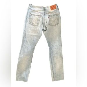 Levi’s straight leg Distressed Denim